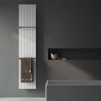 Antrax Bian  Полотенцесушитель электрический L40,3*H200 см, полотенцедержатель 2 шт, электрический кабель справа, 700ВТ, цвет белый матовый ,