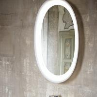 Laufen New Classic Зеркало в керамической раме с подсведкой LED 500х80х700 мм, цвет белый матовый