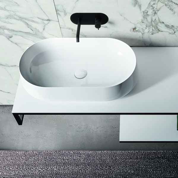 KERASAN LOUISE Структура металлическая подвесная 140 см, нерж сталь, с полкой, с отв под раковину,с полотенцедерж,  цвет белый матовый 