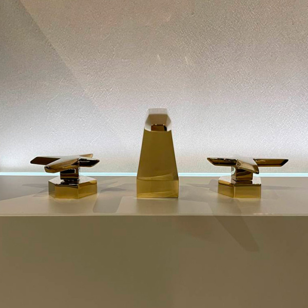 Stella Stella Смеситель для раковины на 3 отверстия 3224, с донным клапаном, цвет: латунь 