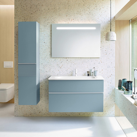 Burgbad Fiumo Зеркало со светодиодной подсветкой, выключателем, подогревом и USB розеткой 100х70х30 мм 