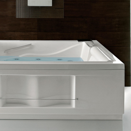 Gruppo Treesse BIS Ванна 190x150xh64 см гидром и аэром с цифр системой и сит дезинй\ф и пультом дист упр. 2 подушки белые,2 ручки,сливная колонка. 