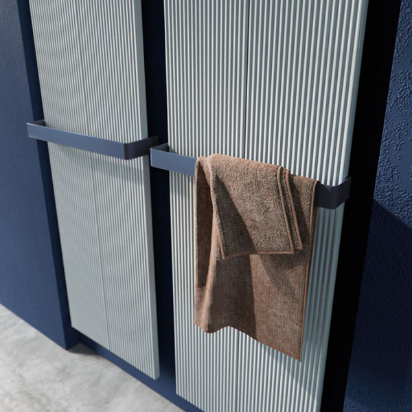 Antrax  Полотенцесушитель LOFT BATH 1 40,3x170Hсм электрический цвет белый матовый BCOR, в комплекте с 1 полотенцедержателем, цвет CROM 