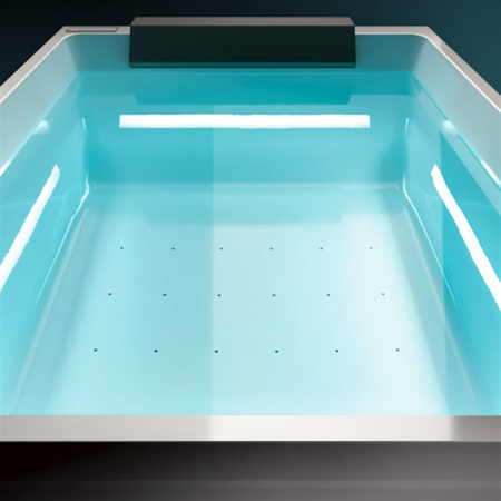 Treesse Soul Ванна 180x120x60h см.с гидромассажем эл-ое упр-е и дренаж, дезинфекция, 18 форсунок, подушка, установка к стене, 560л,белый 