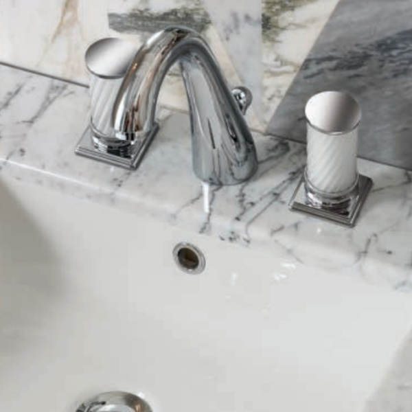 OASIS LUTETIA Столешница мраморная 1650х560х20 мм., с 1 отверстием для раковины, с 3 отверстиями для смесителя, мрамор Bianco Statuario 