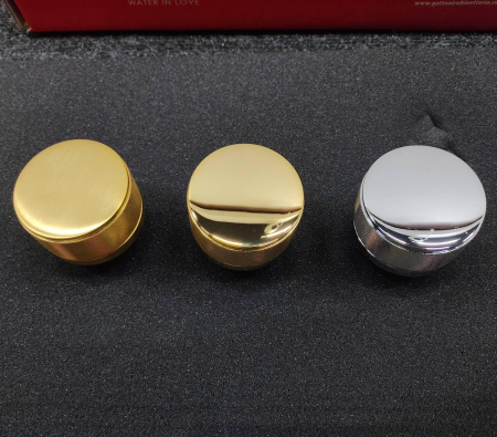 GATTONI MD Смеситель для раковины на 3 отверстия, ручки SAN GIULIO, с донным клапаном, цвет золото матовое шлифованное 