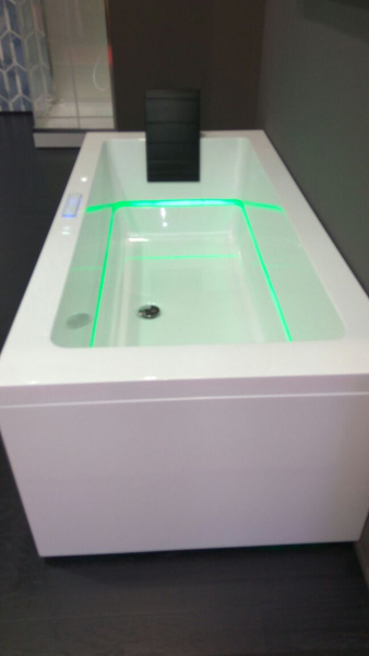 Treesse Dream 180 Ванна SX с гидромасс 180x80xh67см компл AWC, 1 подголов черный , с фронт. и 1-ой  боков панелью DX, LED хром, скр.нап, цвет:бел/хром 