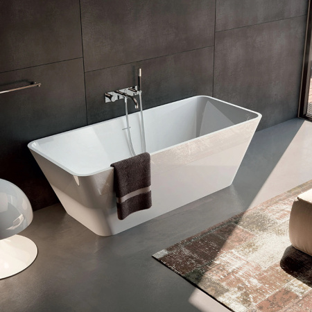 Gruppo Treesse Viva Ванна отдельностоящая овальная 165х70х60 см из искусственного камня, цвет белый матовый 