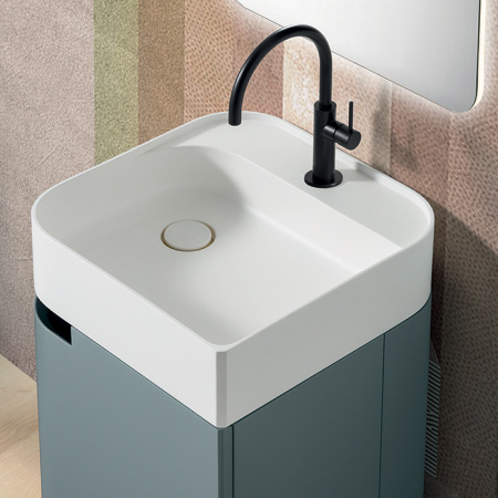 OASIS FREUD Зеркало 500х1000х30 мм., с светодиодной подсветкой с сенсорным выключателем и диммированием 