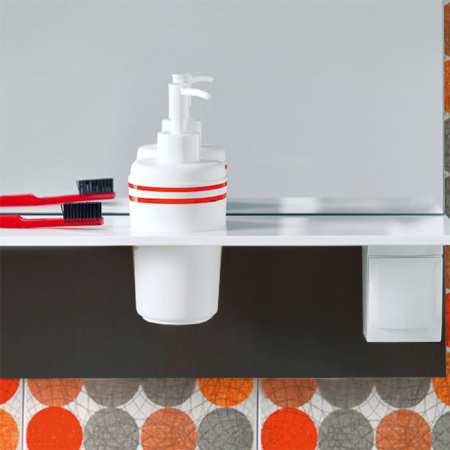 BURGBAD Eqio Зеркало с полкой , светодиод подсв.900х769х150 мм,выкл сбоку справа, 3 крючка, держ для фена справа. цвет серый F2010 (спЦЕНА со склада!) 