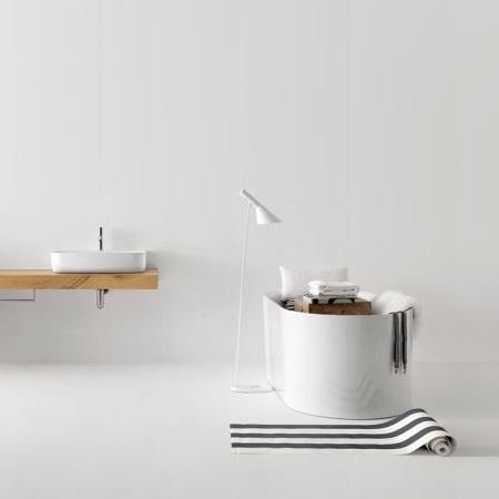 Kerasan Nolita Ванна акриловая  отдельностоящая 145х78х58 см, с пробкой clic clac.цвет белый 